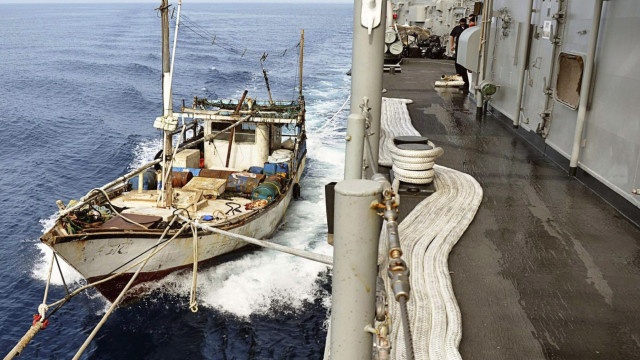 Pirates hijack another ship off Somalia