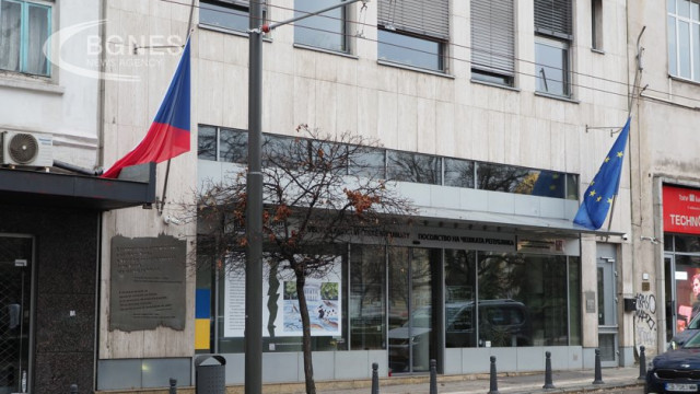 The Embassy of the Czech Republic in Bulgaria lowered its national flag to half-mast in memory of the victims killed by 24-year-old student
