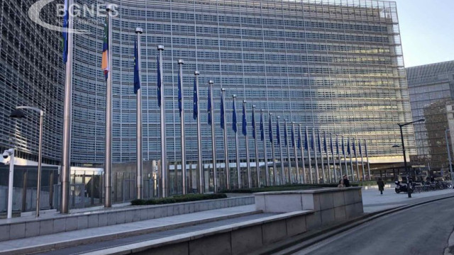 The European Commission welcomes today's unanimous decision by the Council to accede Romania and Bulgaria to the Schengen area