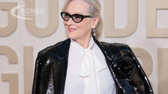 Meryl Streep, who separated from her husband, the sculptor Don Gummer, several years ago, was suspected of having an affair with her "Murder in the Same Building" co-star Martin Short