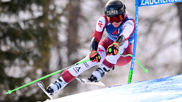 Cornelia Huetter delights the hosts with a triumph in the Super G in Altenmarkt-Zauchensee