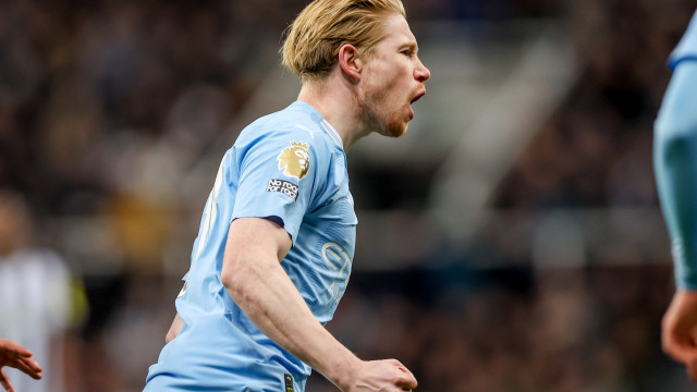 De Bruyne comes off the bench to inspire Manchester City to vital comeback win over Newcastle