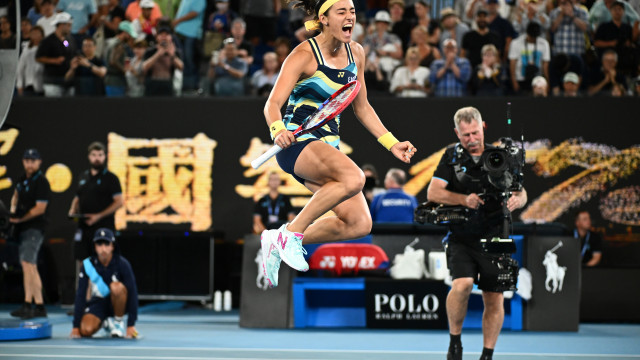 Garcia stops Osaka in the first round of the Australian Open