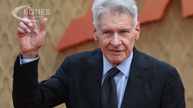 Harrison Ford took home the Critics\u0026#39; Choice Award for Lifetime Achievement