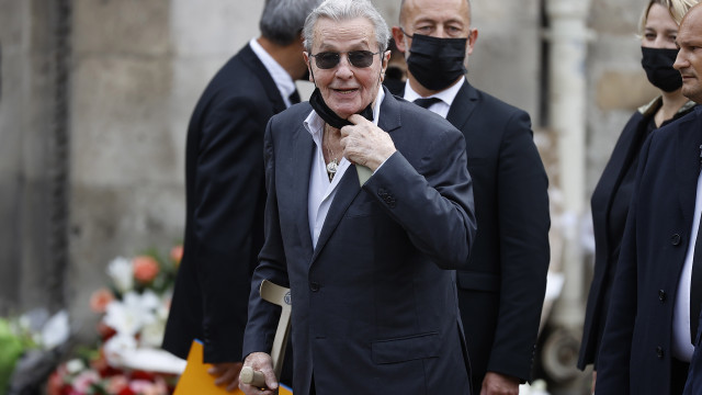 72 firearms and 3,000 rounds of ammunition seized from Alain Delon's home in Duchy