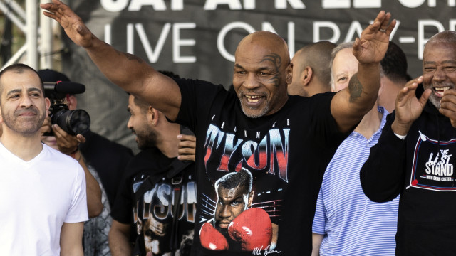 Mike Tyson returns to the ring against YouTube star Jake Paul