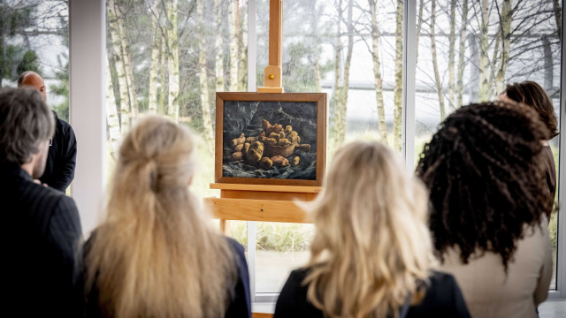 Works by Van Gogh and Picasso sold for record prices at Dutch art fair