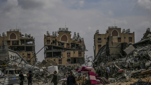 An Israeli team will travel to Qatar for new talks on the Gaza war