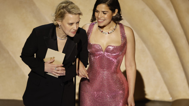 America Ferrera bids farewell to "Barbie" in Versace