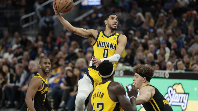 Haliburton, Siakam lead Indiana to key win over Golden State