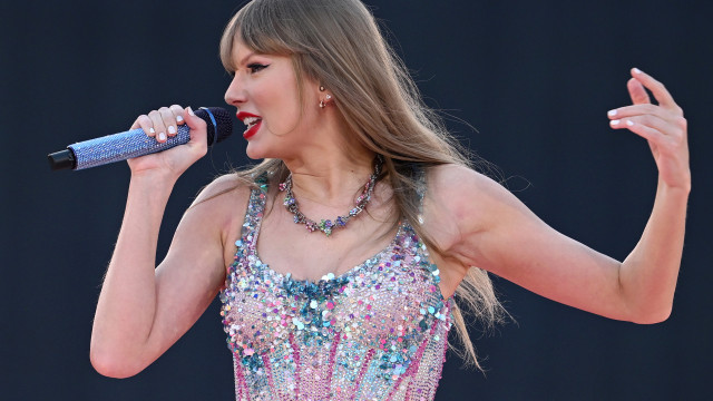 Taylor Swift fans in UK worried about fake tickets