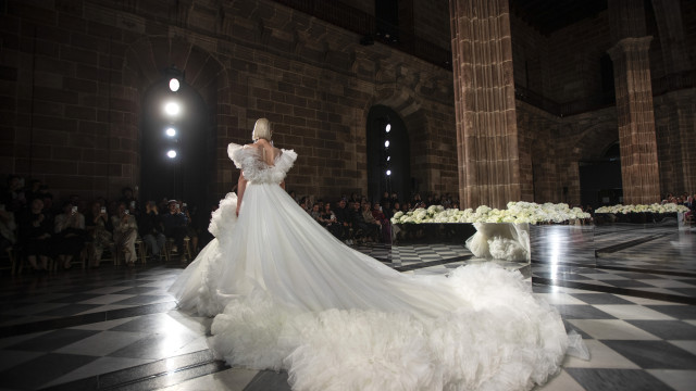 At Barcelona Bridal Fashion Week, 400 manufacturers from 35 nations are present