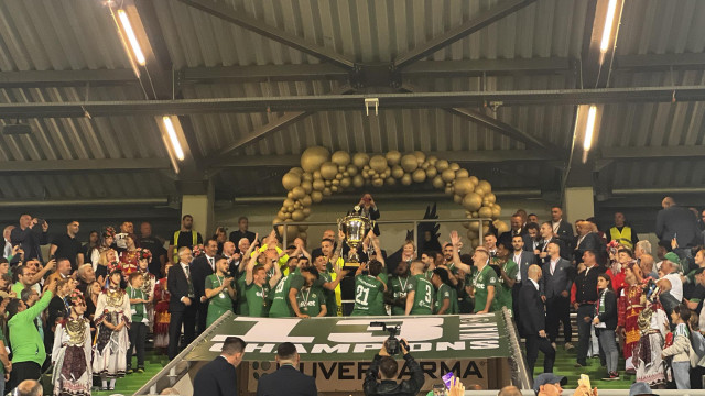 Ludogorets celebrated the 13th title in a row with their fans at Huvepharma Arena