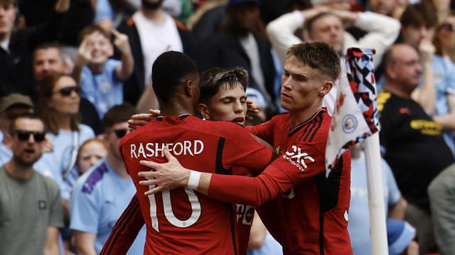 Man United beat rivals Man City for a 13th FA Cup