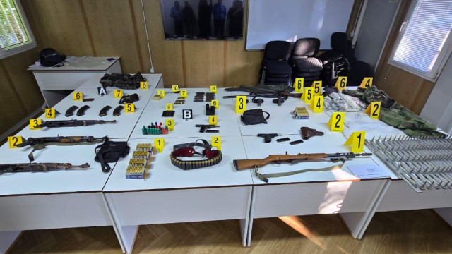 Kosovo police found assault rifles and explosive devices in the properties of Serbian citizens