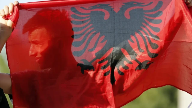 Macedonians in Albania will not recognize the census