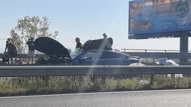 A heavy accident closed largest Bulgarian highway "Trakia" in the direction of Sofia