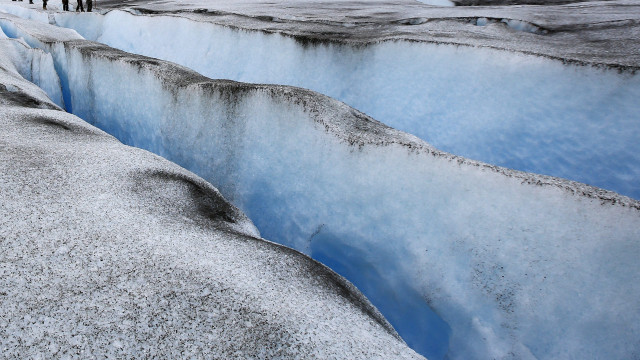 Even at -30°C, Antarctica suffers a long winter heatwave