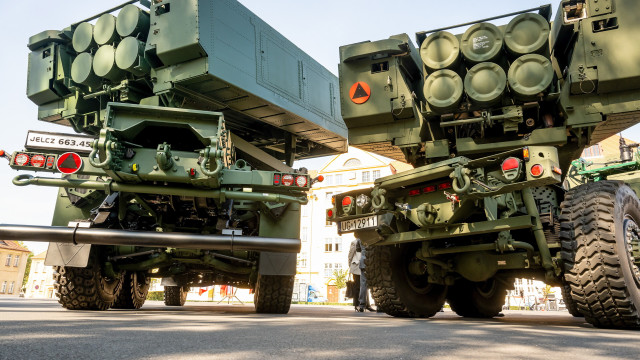 Croatia buys 8 US HIMARS missile systems