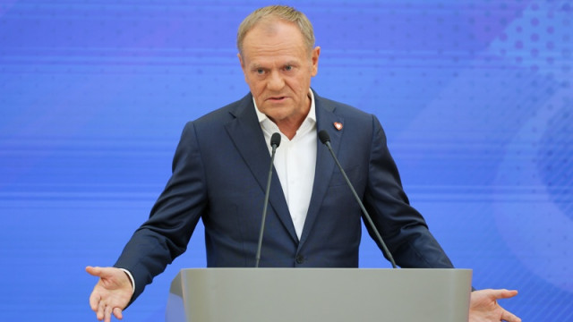 Donald Tusk condemns German border controls as unacceptable