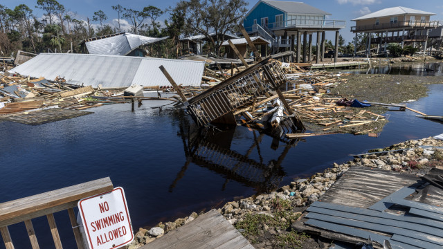 More than 60 dead in Hurricane Helen in the US