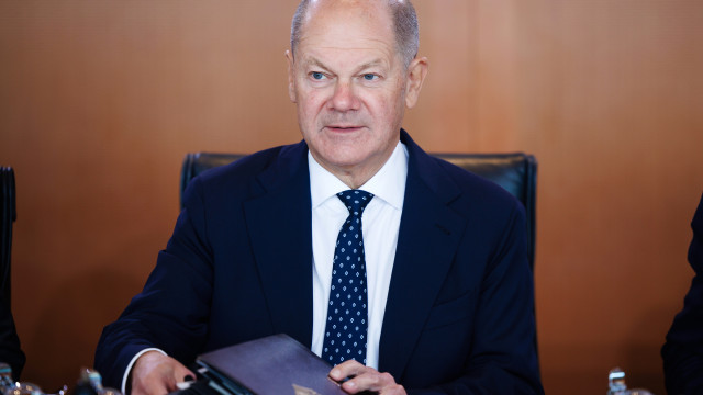 Scholz is ready to negotiate with Putin to end the war in Ukraine