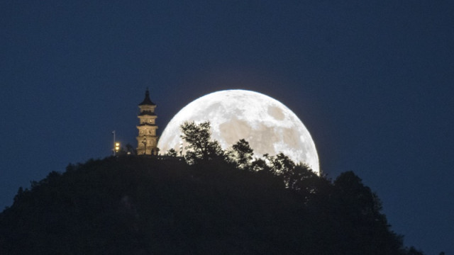 China to build a moon base using bricks from lunar soil