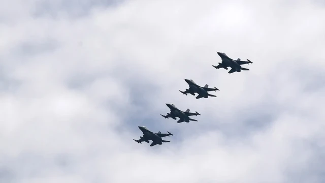 Poland sends fighter jets during Russian missile attack on Ukraine