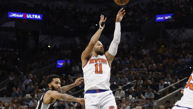 Towns and Brunson led the Knicks to their fourth straight win