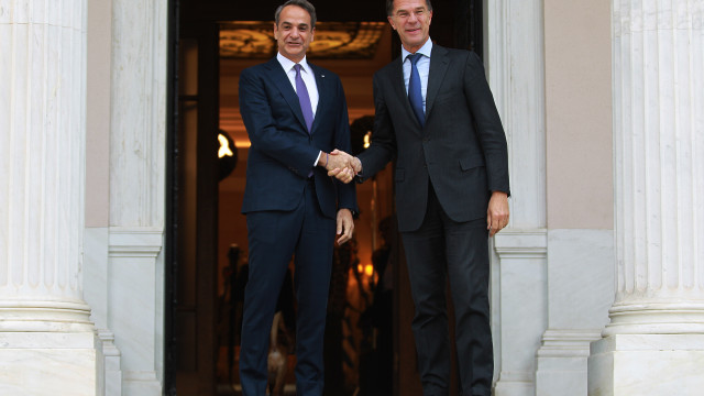 Mitsotakis and Rutte call on EU to build strong defence industry