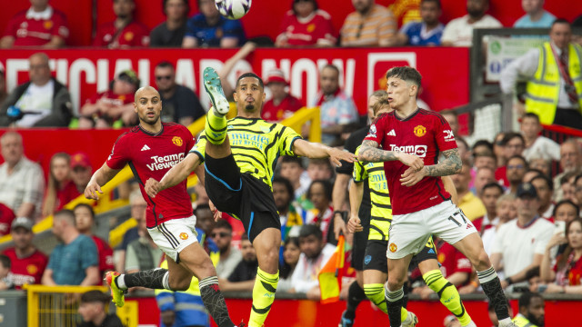 Arsenal and Manchester United clash in the third round of the FA Cup