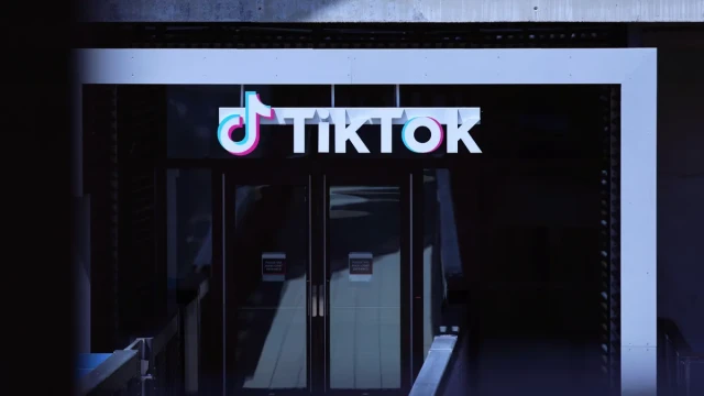 TikTok - One billion users and problems