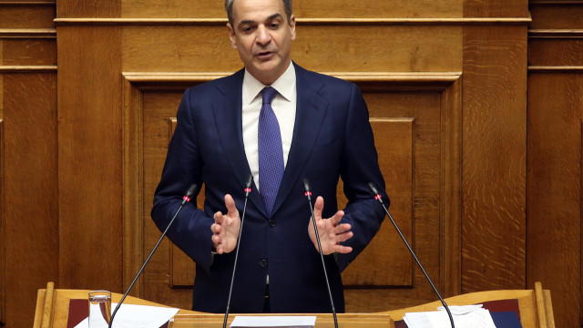 Greece announces campaign against 'website addiction' for child protection