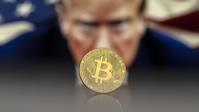 Analysts predict bitcoin will rise to over $200,000 in 2025.