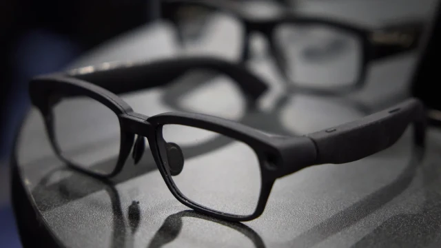 Smart glasses enter a new era with sleeker designs and lower prices