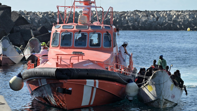 7 migrants drown off Turkey's west coast