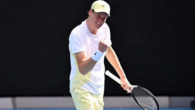 World No. 1 holds off Rune to reach another Australian Open quarter-final